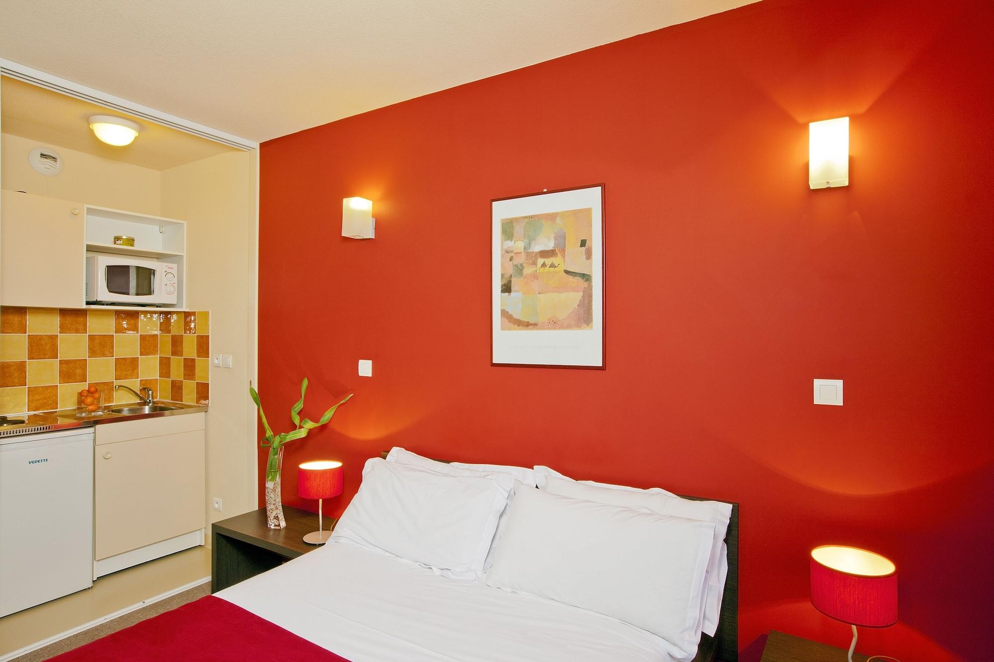 Cerise Valence Aparthotel Valence  Buitenkant foto