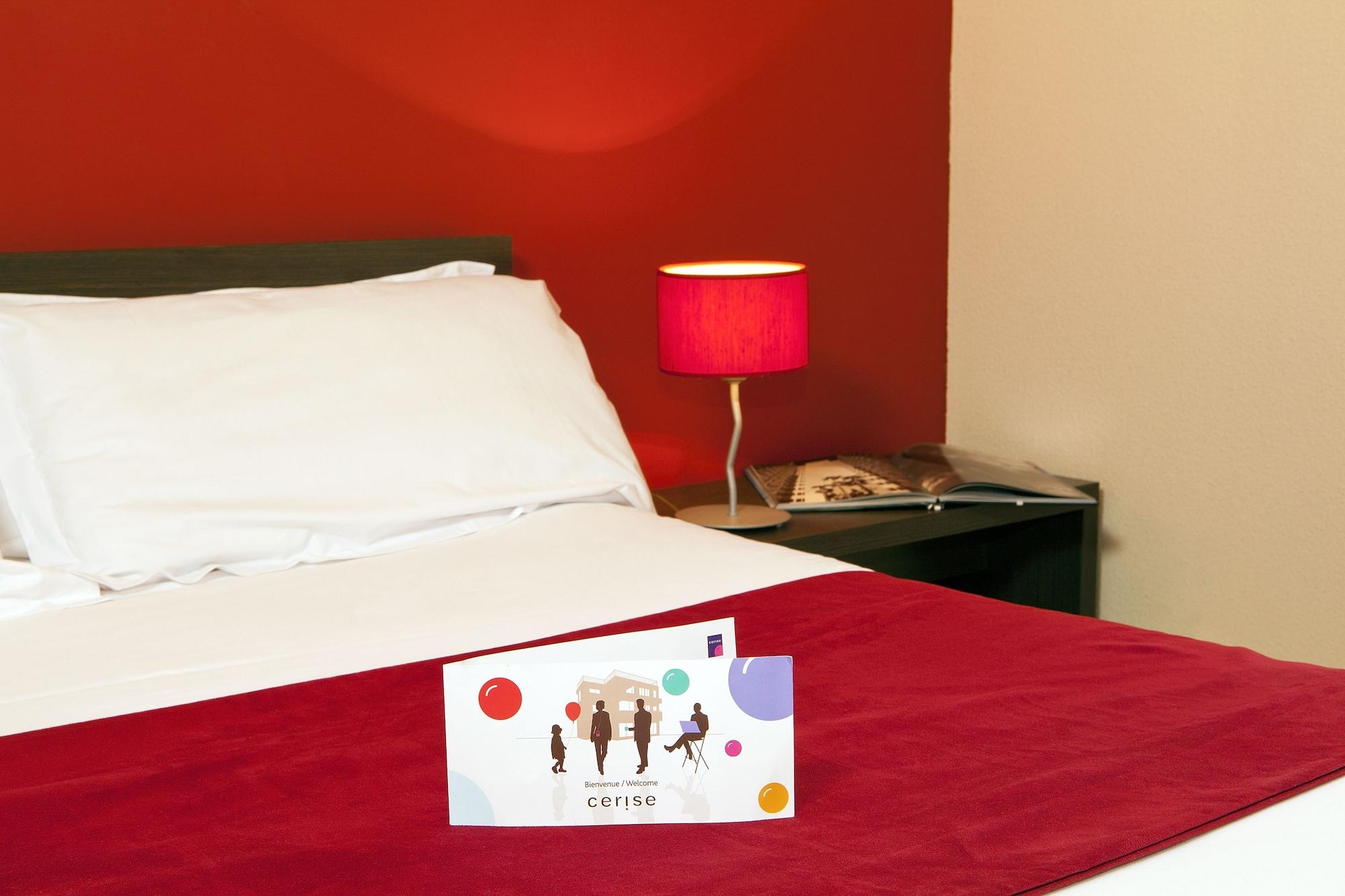 Cerise Valence Aparthotel Valence  Buitenkant foto