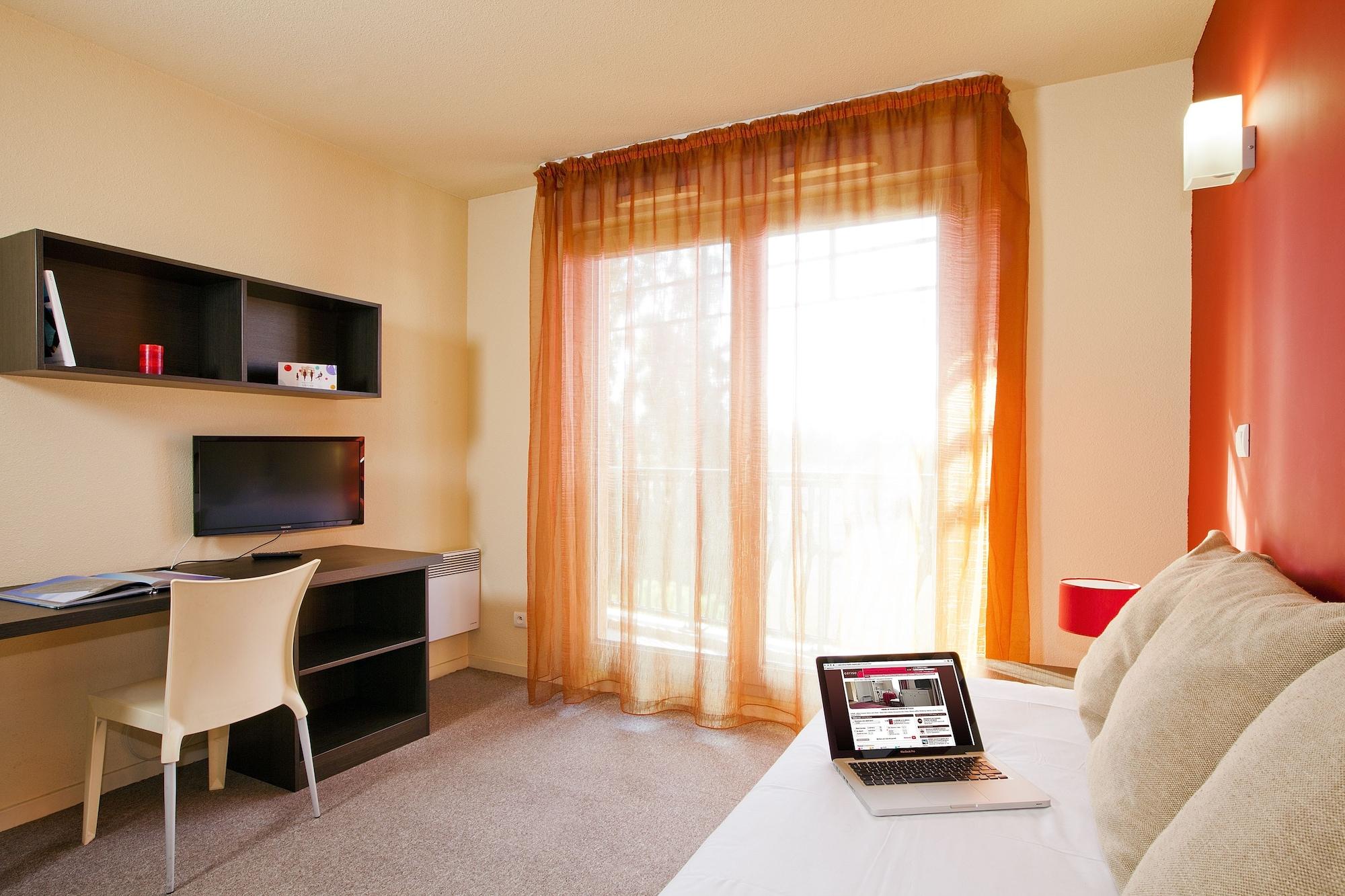 Cerise Valence Aparthotel Valence  Buitenkant foto