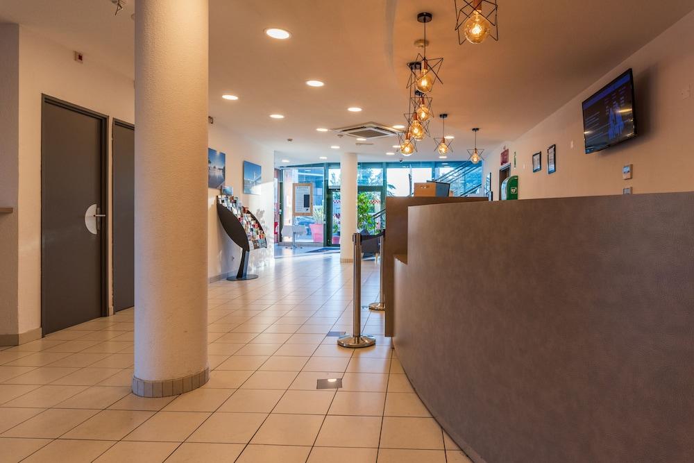 Cerise Valence Aparthotel Valence  Buitenkant foto