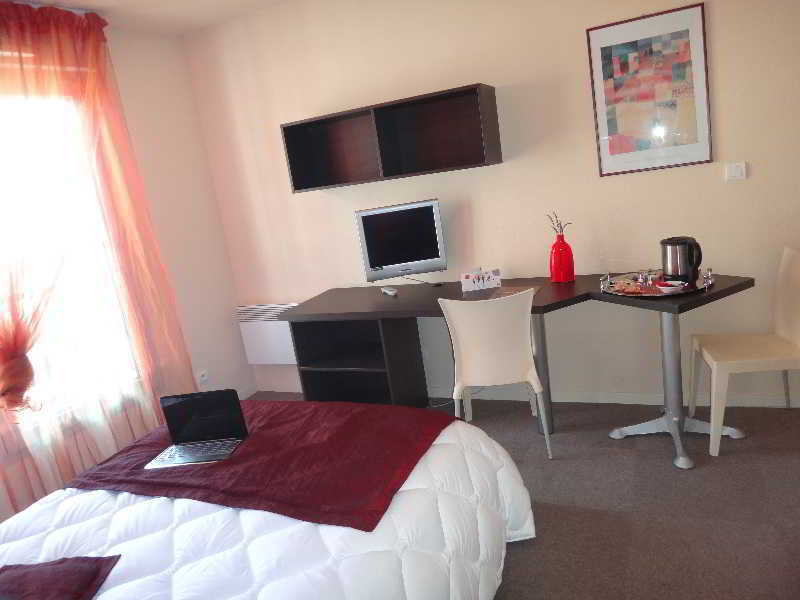 Cerise Valence Aparthotel Valence  Buitenkant foto